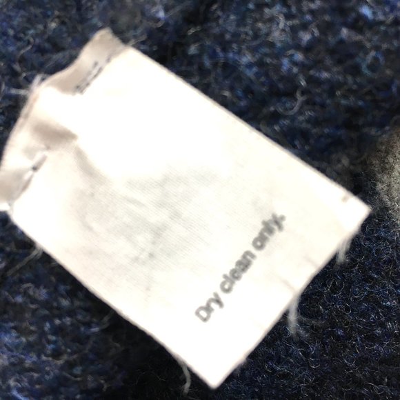 J Crew 100% Wool Sweater Vest Made in Hong Kong - Picture 14 of 15